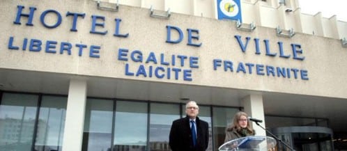 Laïcité sur le fronton d’une mairie